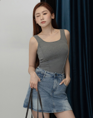 顯瘦U領壓褶棉感背心