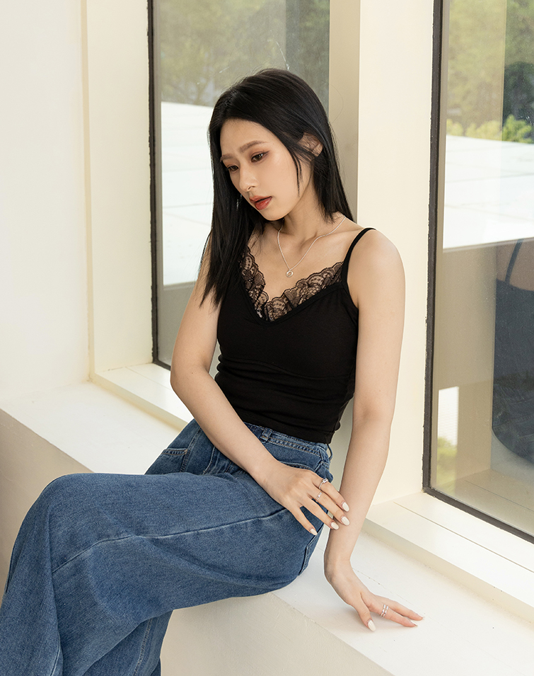 法式浪漫蕾絲吊帶 BRA TOP