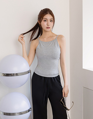 雲感彈力細帶削肩BRA TOP