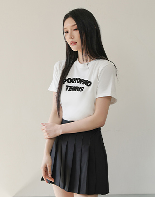 立體毛巾繡字母短袖上衣