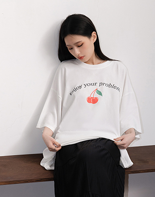 活力櫻桃印花T-shirt