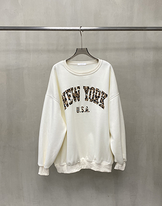 豹紋字樣美式大學T