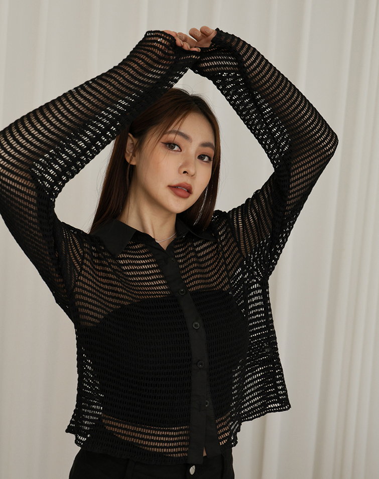 若隱若現翻領簍空襯衫