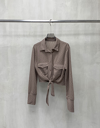 雙口袋綁帶造型襯衫