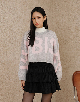 跳色字母柔織羊絨毛衣