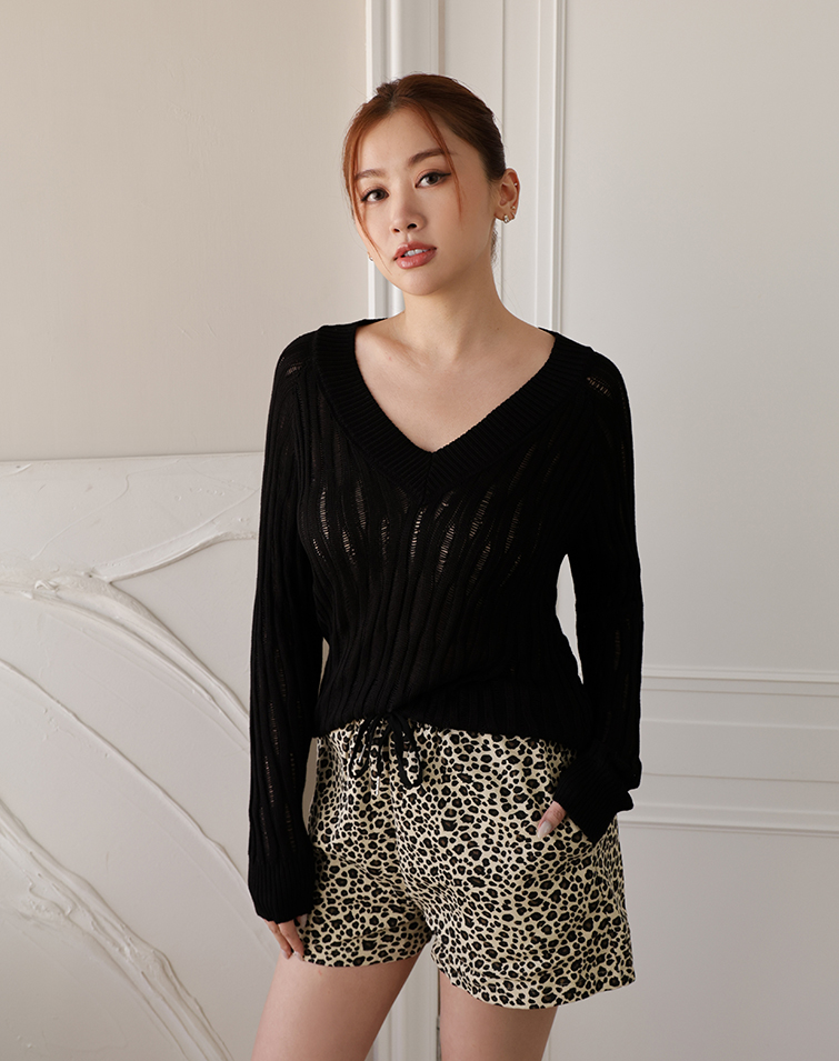 溫柔線條感V領針織衫