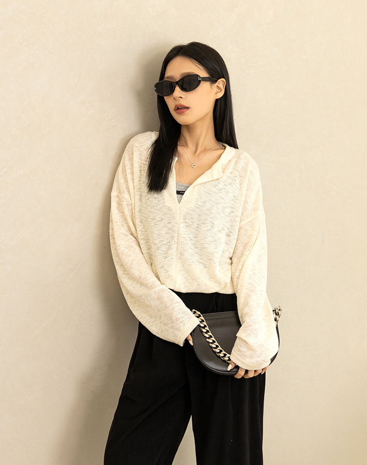 假兩件V領薄針織上衣