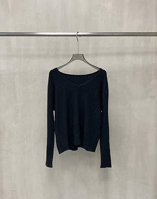 柔霧坑條素色上衣