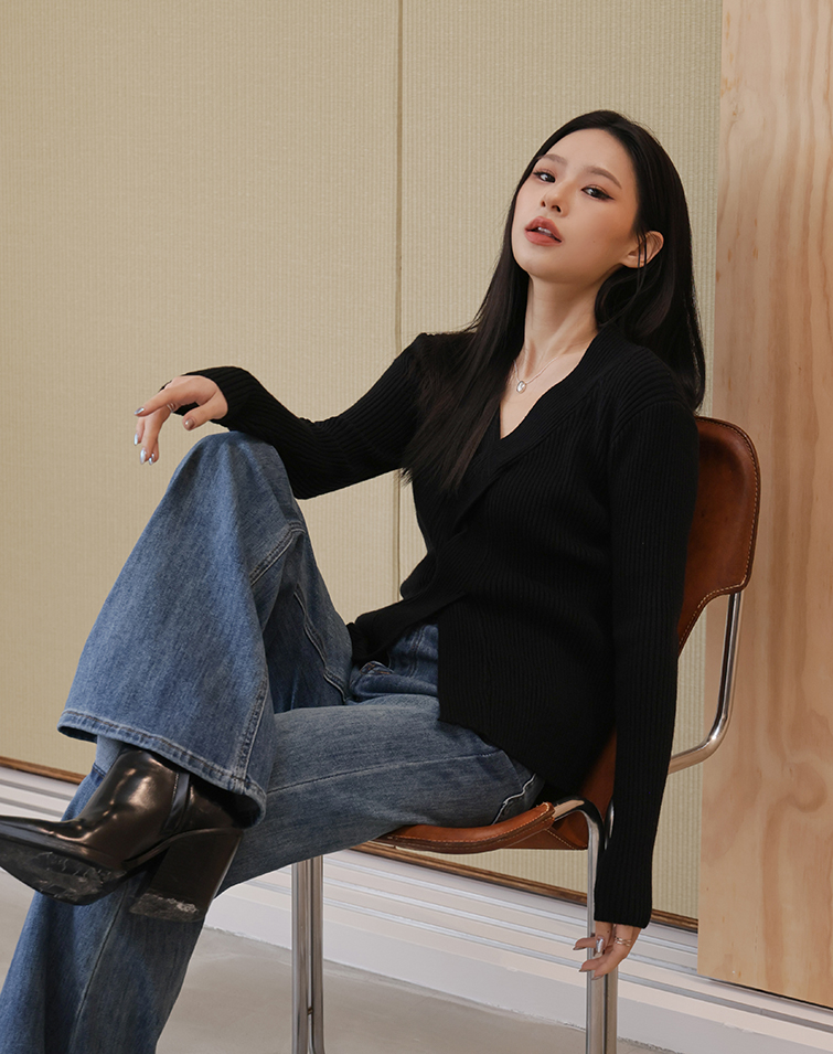 交叉柔織長袖上衣