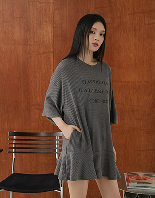 混織字母印花短袖上衣