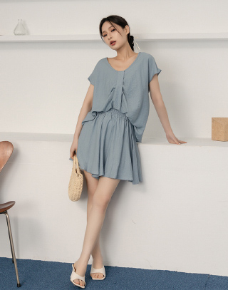 細織亞麻抓褶短褲套裝