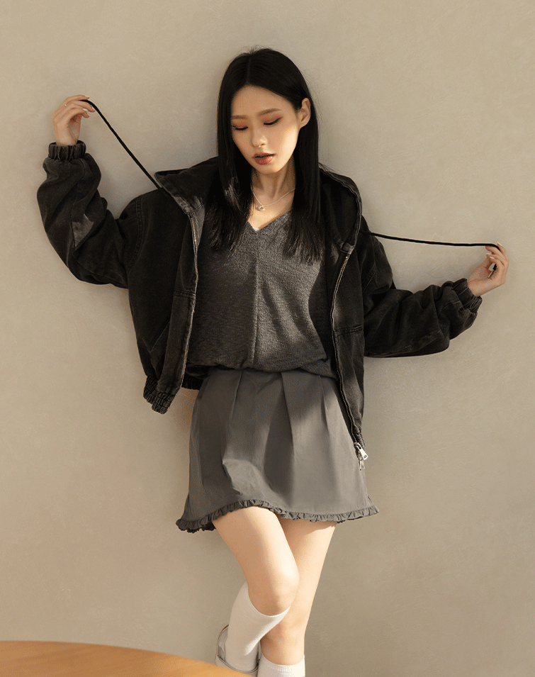 水洗下抽繩牛仔連帽外套