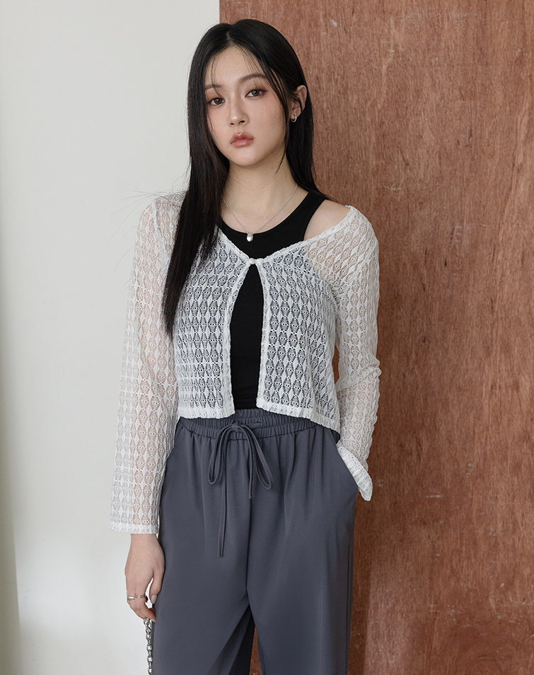 森系緹花開扣小罩衫