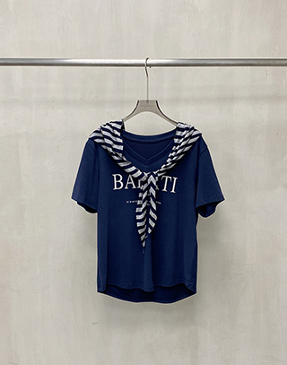 巴黎風尚條紋披肩 T 恤