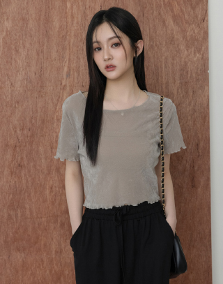 柔霧感捲邊短袖上衣