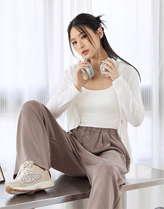 剪接線條設計連帽外套
