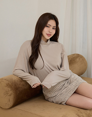 MIT彈力舒適微高領長袖上衣