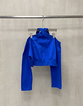 時尚交叉露肩長袖上衣