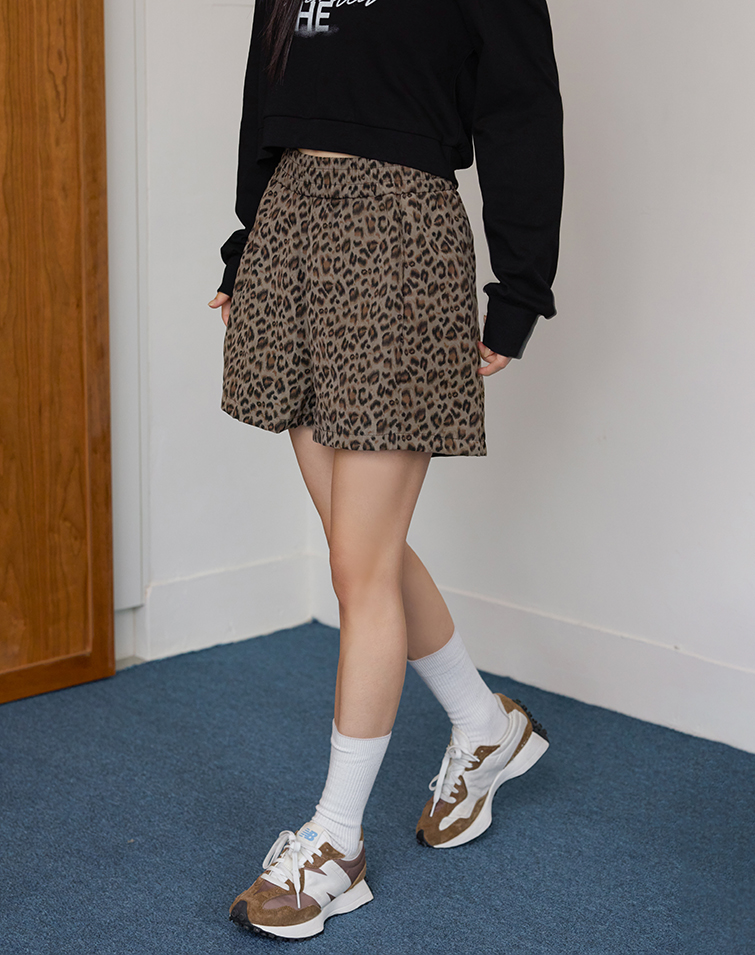 豹紋鬆緊休閒短褲