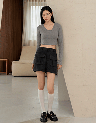 簡約壓褶造型花呢短褲