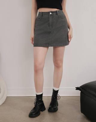 柔霧感超模比例短裙