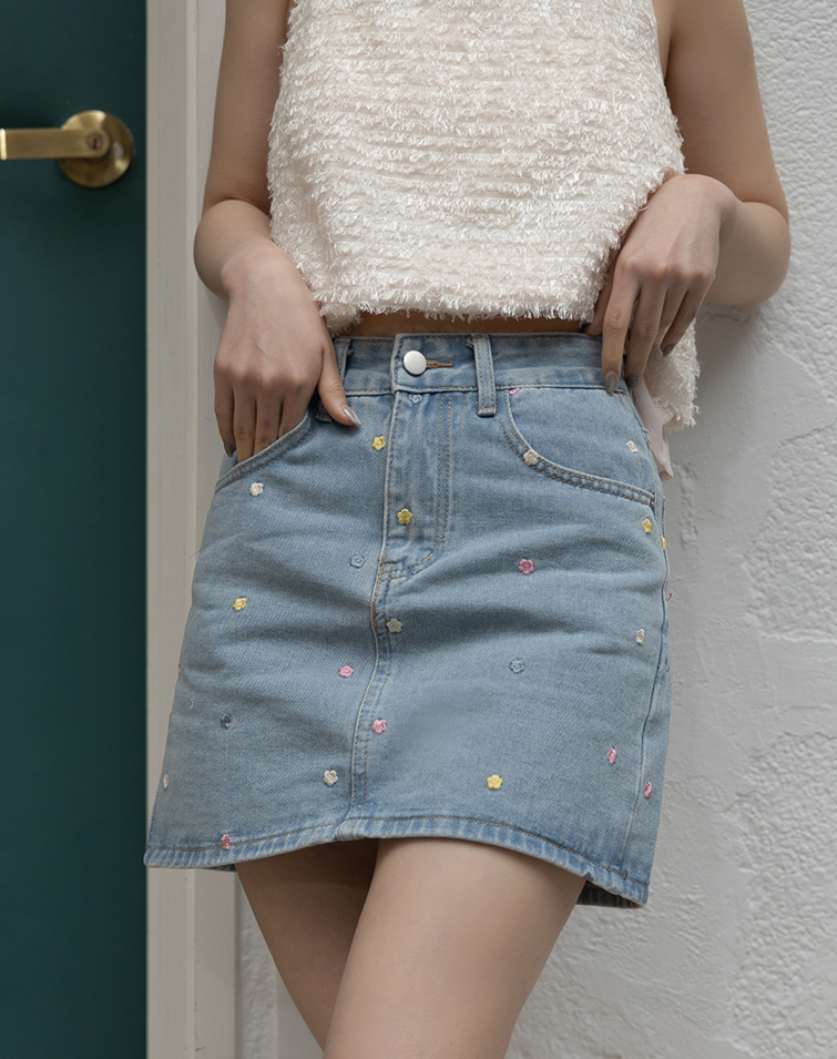 小花刺繡牛仔短裙