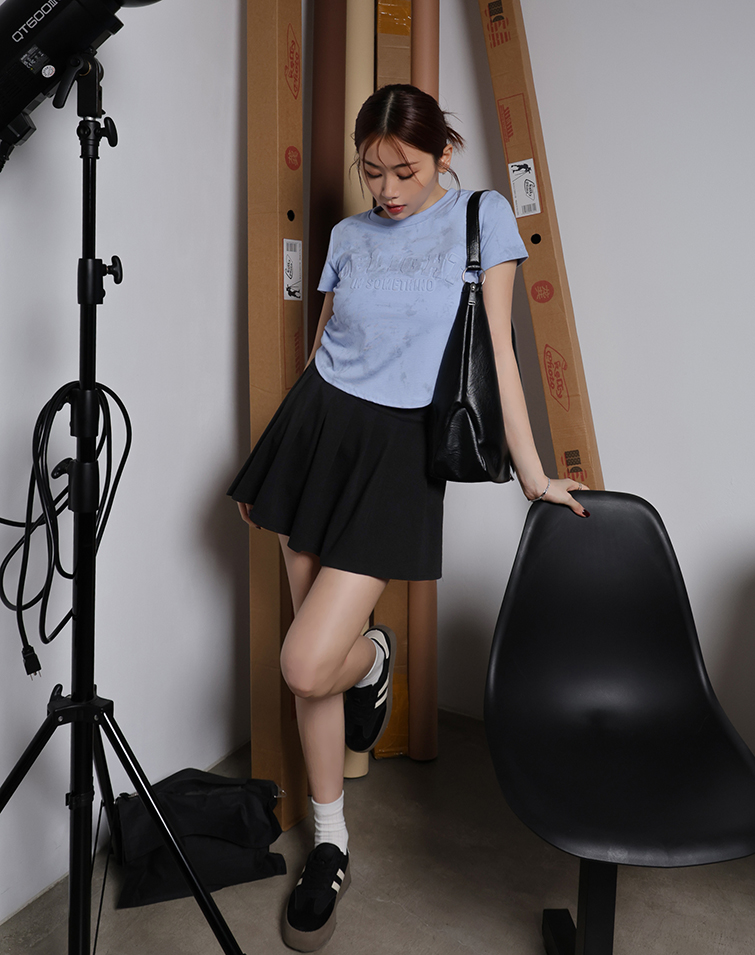 百搭修身百褶裙