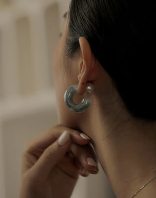 灰金色調珍珠耳釦耳環